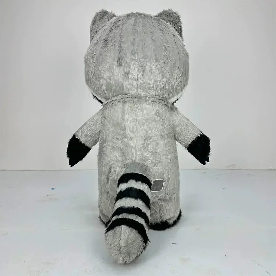 グレーのふわふわ素材で作られた、空気で膨らませるタイプのアラ - Costumes のレビューと価格